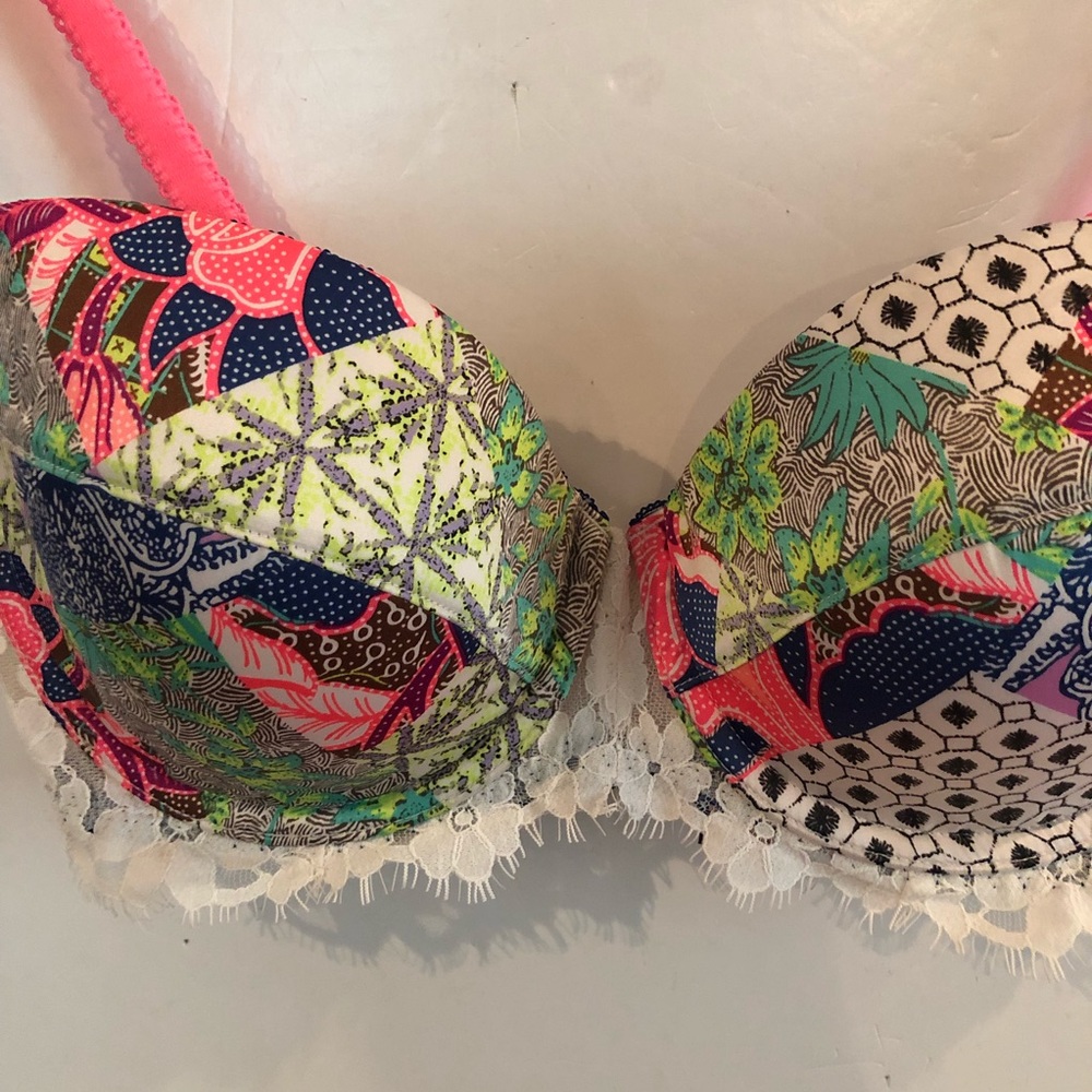 VICTORIA’S SECRET Dream Angels Lined Demi BRA 32DD - Picture 2 of 9